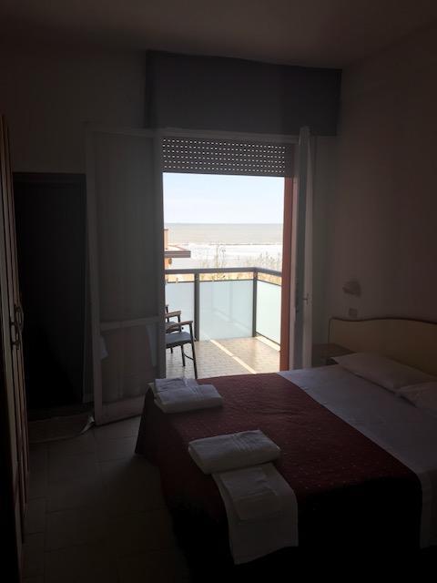 Hotel Darsena Cesenatico Exteriör bild